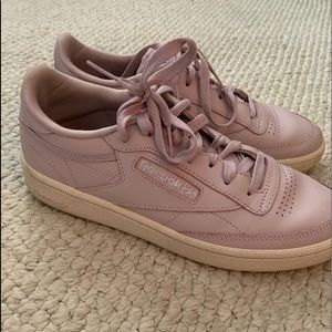 Reebok Club C Sneakers in Pink